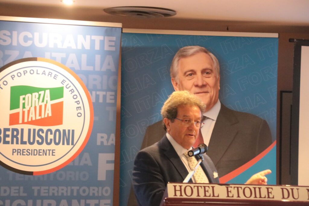 Congresso regionale Forza Italia Valle d Aosta Mauro Baccega rid