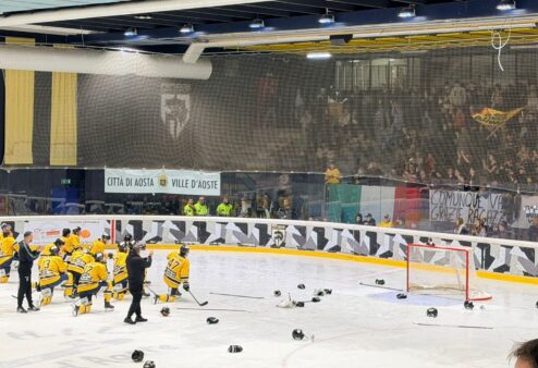 Hockey, il sogno dell’HC Aosta si spegne a 17 secondi dalla fine. Il Caldaro è campione IHL