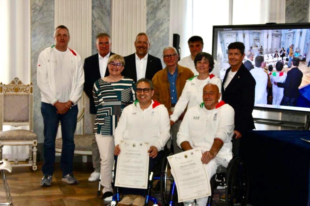 La delegazione valdostana del Comitato Italiano Paralimpico e gli atleti del weelchair curling