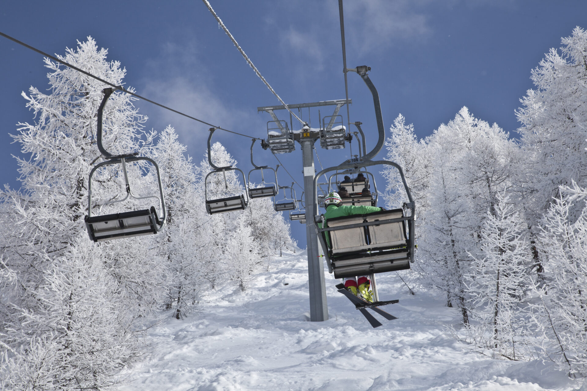 ©Archivio Fotografico Monterosa Ski Panoramas Food Wellness Winter sports in the Monterosa ()