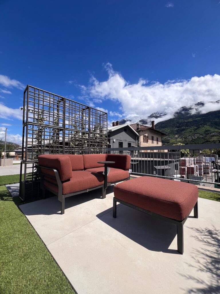 Expo Garden, Edilaosta
