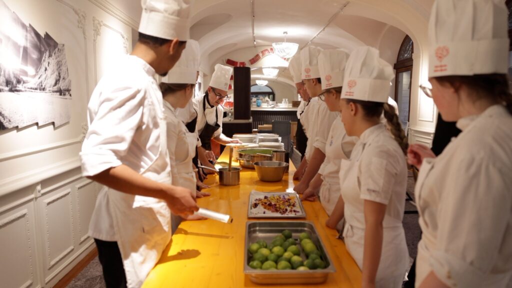 70 anni ecole hoteliere chatillon