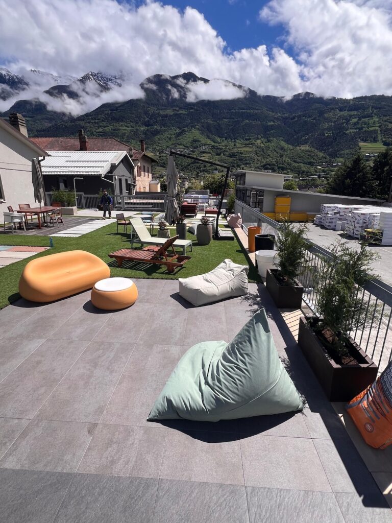 Expo Garden, Edilaosta