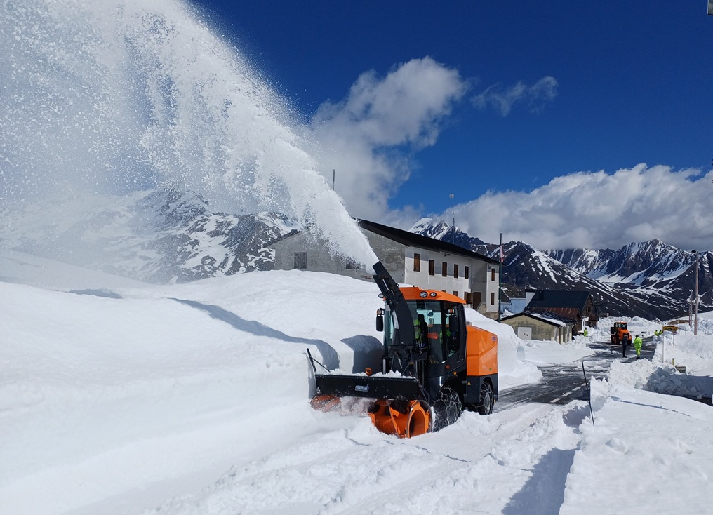 Anas sgombero neve SS Piccolo San Bernardo II