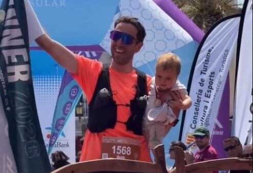 Impresa di Davide Cheraz: vittoria e record al Trail Menorca sulla 85 km del Camí de Cavalls