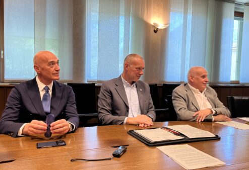 Fratelli d’Italia: “il Conseil fédéral dell’Uv prenda decisioni, la Valle è nel caos”