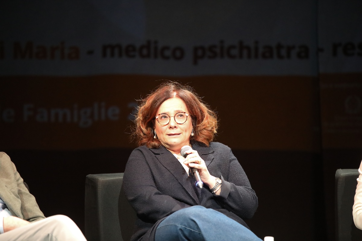 Tavola rotonda Solitudine Settimana delle famiglie ph Daniele Canuto