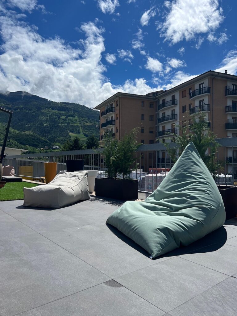 Expo Garden, Edilaosta