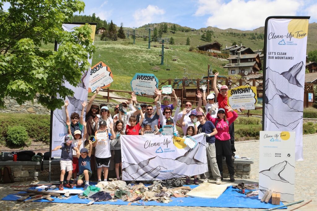 La giornata ecologica del Clean Up Tour a Chamois
