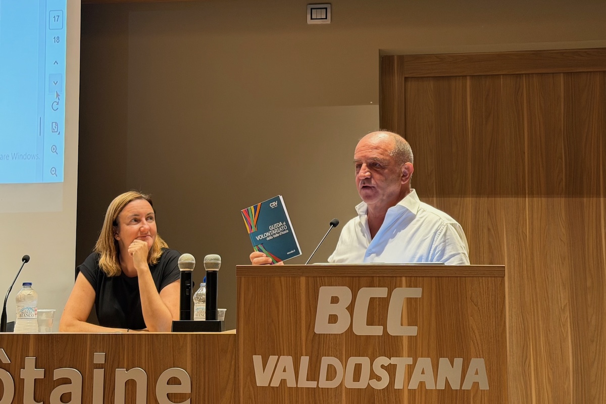 La coordinatrice del Csv Eleonora Rocco ed il presidente Claudio Latino