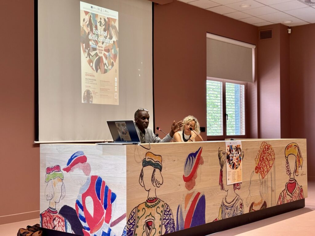 Pap Khouma e Antonella Dallou