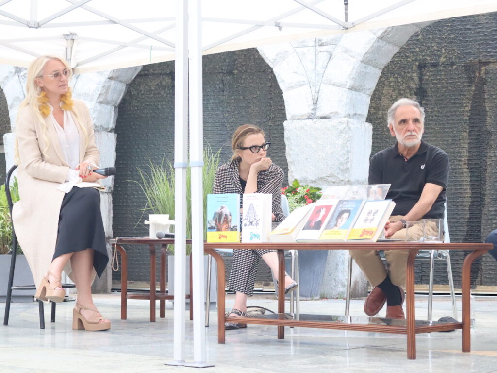 Strega Tour a Saint Vincent da sx a dx Melania Petriello Teresa Ciabatti Michele Mari Foto Alice Dufour