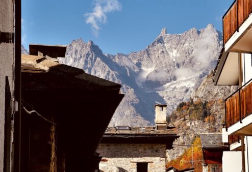 Un argine alla crescita immobiliare incontrollata? Da Courmayeur stop temporaneo al Piano casa