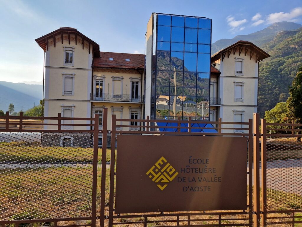 École Hôtelière de la Vallée d’Aoste Rue de la Gare Foto Alice Dufour