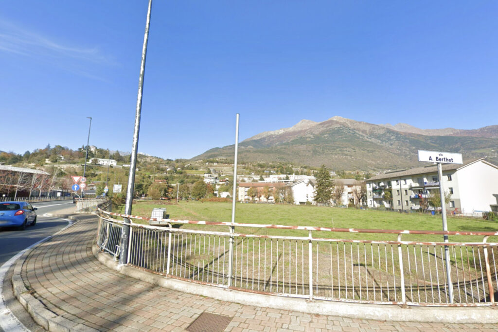 L'area tra via Lavoratori – Vittime del Col du Mont e via Berthet nel quartiere Dora