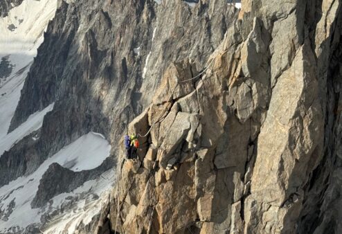 Tratti in salvo alpinisti bloccati sul Dente del Gigante