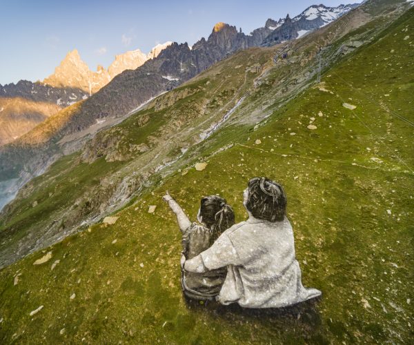 Saype - Une grande Dame | Courmayeur