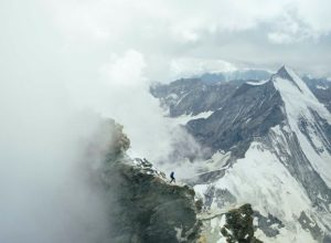 Kilian Jornet Burgada sulla Cresta del Leone, Monte Cervino