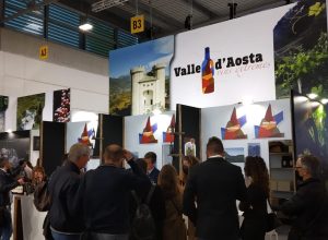 Lo stand della Valle d'Aosta a Vinitaly 2022