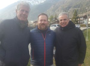 Da sx, Anthony Bourdain, Jean Marc Christille e Eric Ripert a Morgex