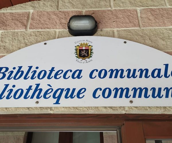 La biblioteca comunale del quartiere Dora ad Aosta