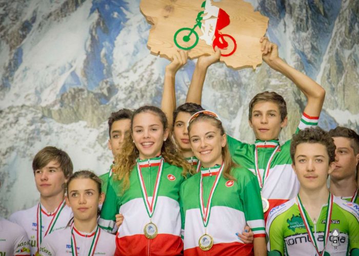 Il quintetto valdostano che ha conquistato l'oro agli Italiani Team Relay