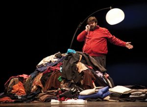 Battiston in scena in "18 mila giorni"
