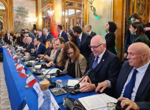 Il presidente della Regione Renzo Testolin a Nizza