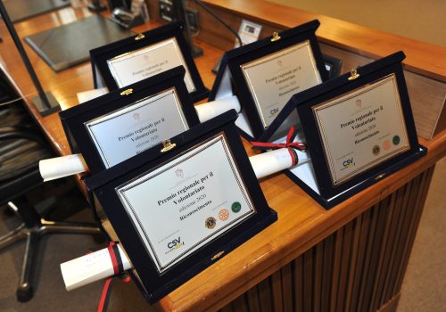 Premio volontariato targhe