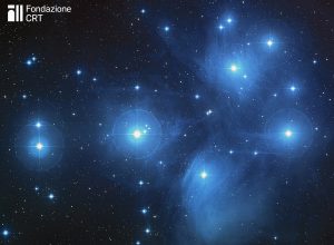 Pleiades large Copertina F CRT