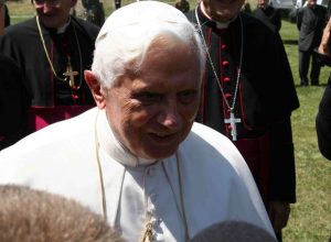 Vacanza Benedetto XVI a Les Combes