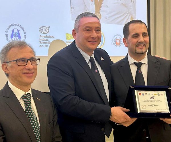 Gianluca Masullo premiato come professionista FIC dell'anno Solidus