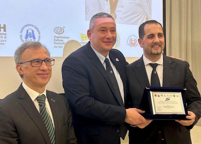 Gianluca Masullo premiato come professionista FIC dell'anno Solidus