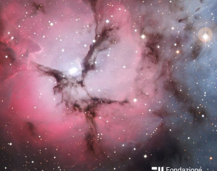 La nebulosa Trifida, o M20. Credit: ESO - European Southern Observatory http://www.eso.org/public/images/eso0930a/