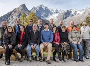 La Lista Esprit Courmayeur. Al centro, a sinistra del Sindaco Miserocchi, il Vice Paolo Corio