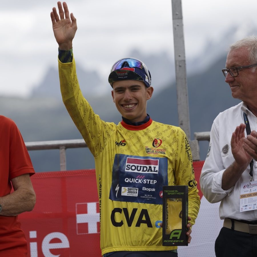 Henrique Bravo leader dopo la tappa di Plaine Joux - Giro della Valle d’Aosta - Foto Alexis Courthoud