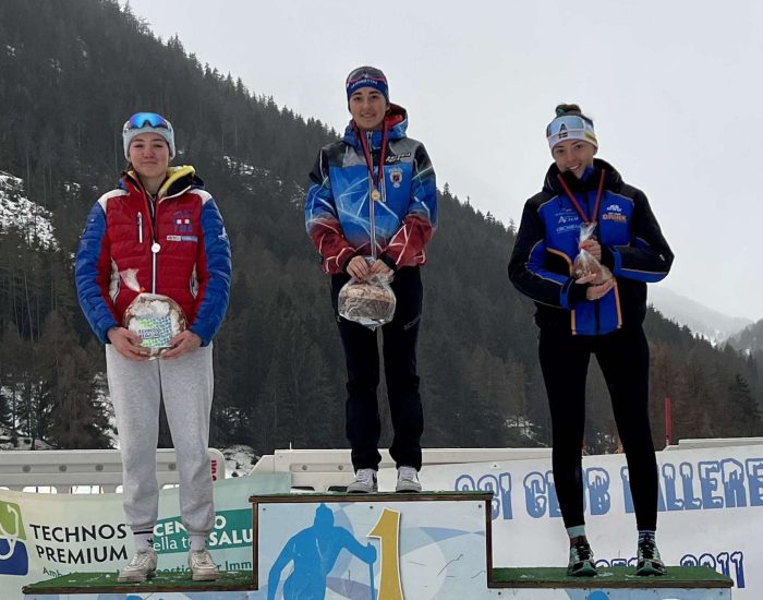 cr m start flassin ass f