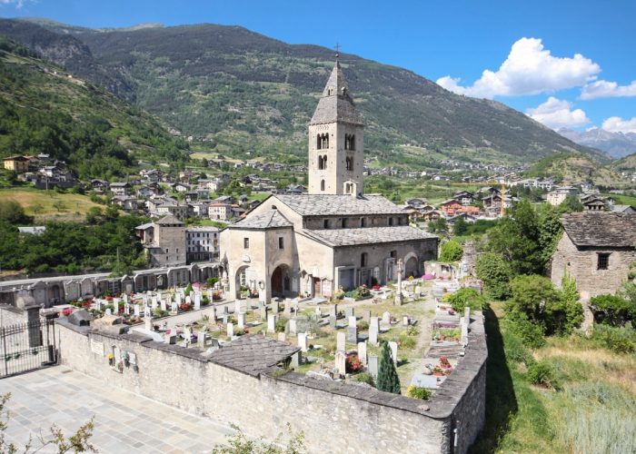 L'antica chiesa di Santa Maria a Villenueve - Foto LoveVdA