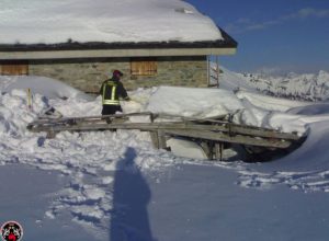 L'intervento dei Vigili nell'alpeggio a Saint-Barthelemy