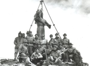 un'immagine della posa nel 1955