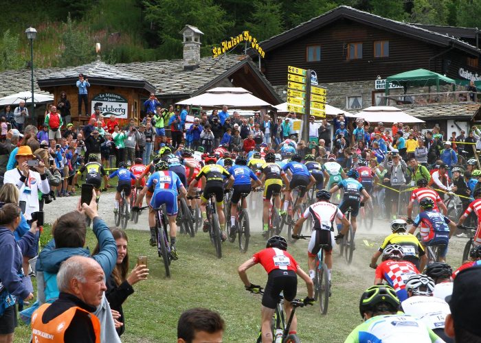 Partenza XCO under 17 uomini