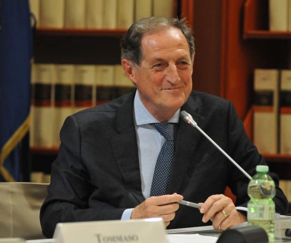 Mario Mantovani