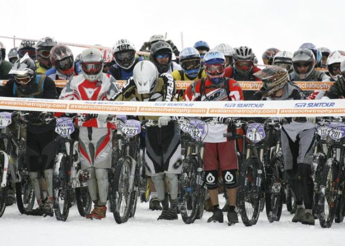 Partenza della Maxiavalanche Cervinia