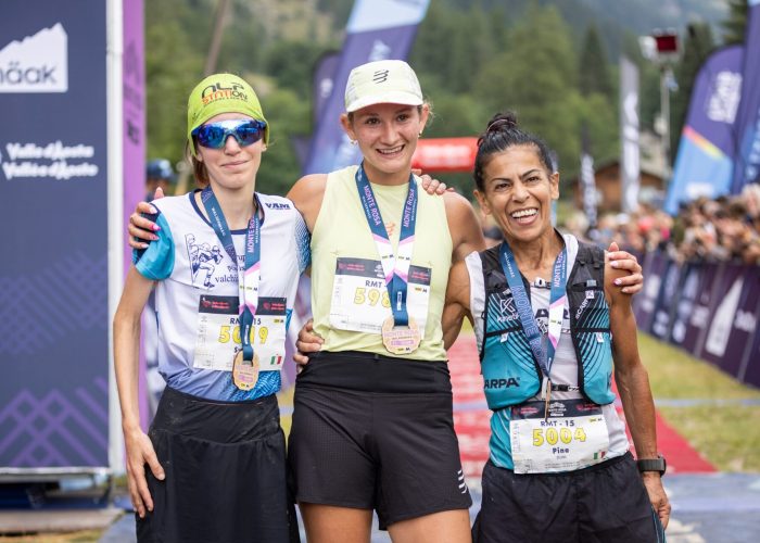 Sofia CHÉTELAT 🇨🇭 01:25:23 🥈 Sveva DELLA PEDRINA 🇮🇹 01:30:00 🥉 Pina DEIANA 🇮🇹 01:32:58 - 📷 Stefano Jeantet