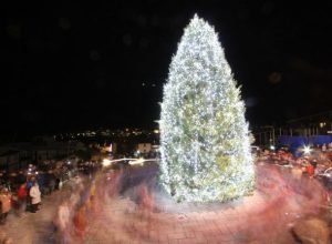 Accensione albero di Natale a Courmayeur