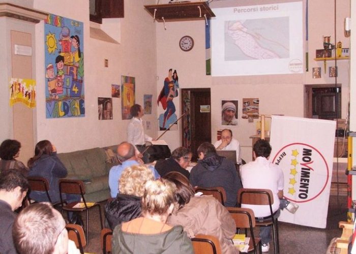 La presentazione del dossier del Movimento 5 stelle a La Salle