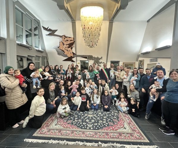 La cerimonia a Saint-Vincent per i nati nel 2025