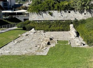 Piazza Severino Caveri ad Aosta