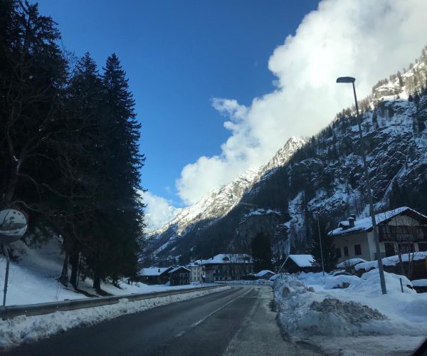 strada Gressoney-Saint-Jean 4 marzo 2024