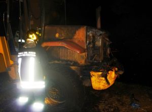 L'escavatore bruciato